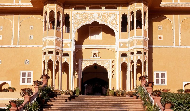The entrance to the Samode Palace.