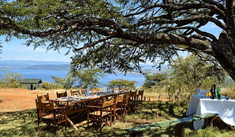 Bush lunch in Lake Nakuru